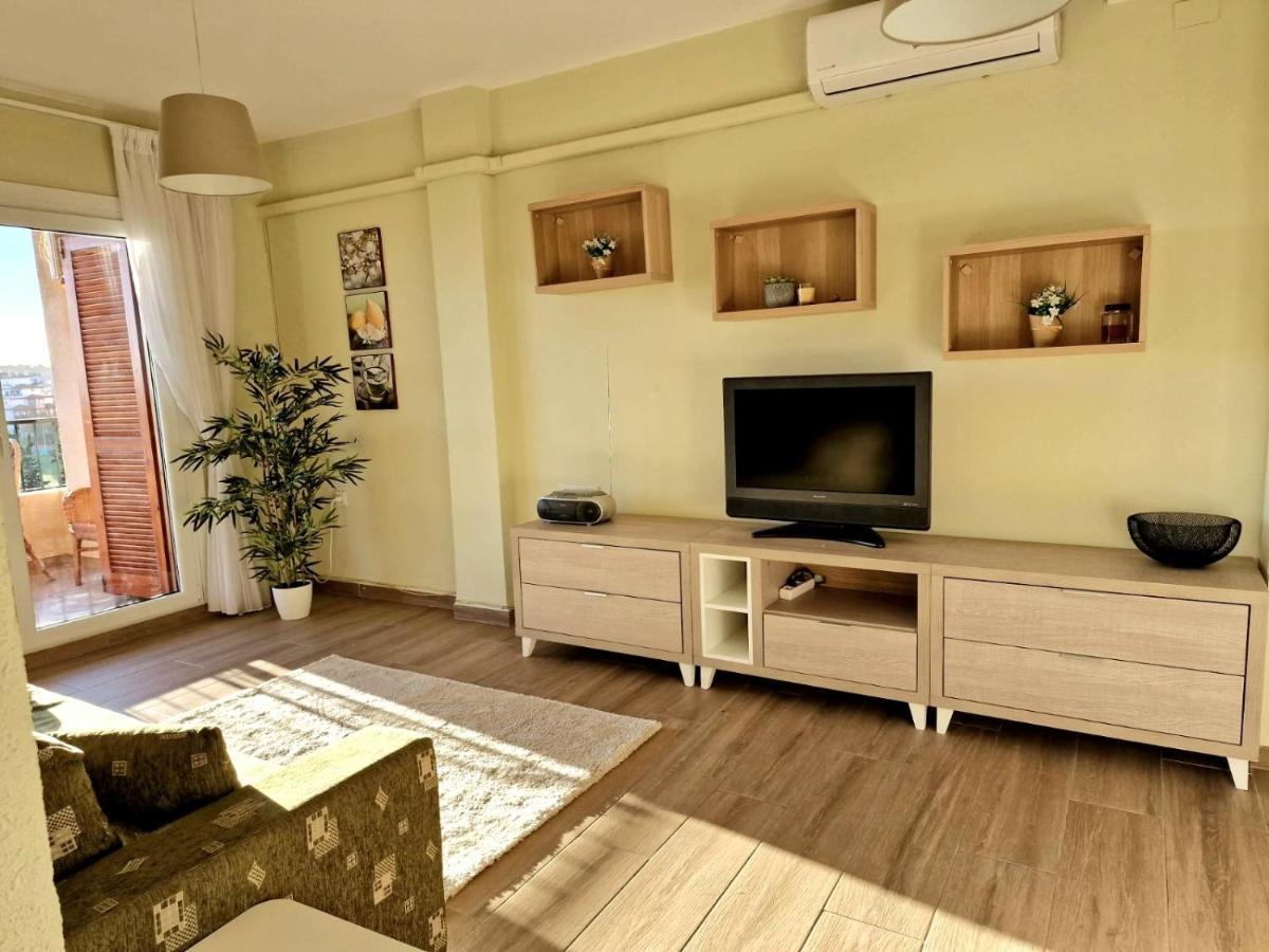 טורבייחה Cozy Apartment With Sea View מראה חיצוני תמונה