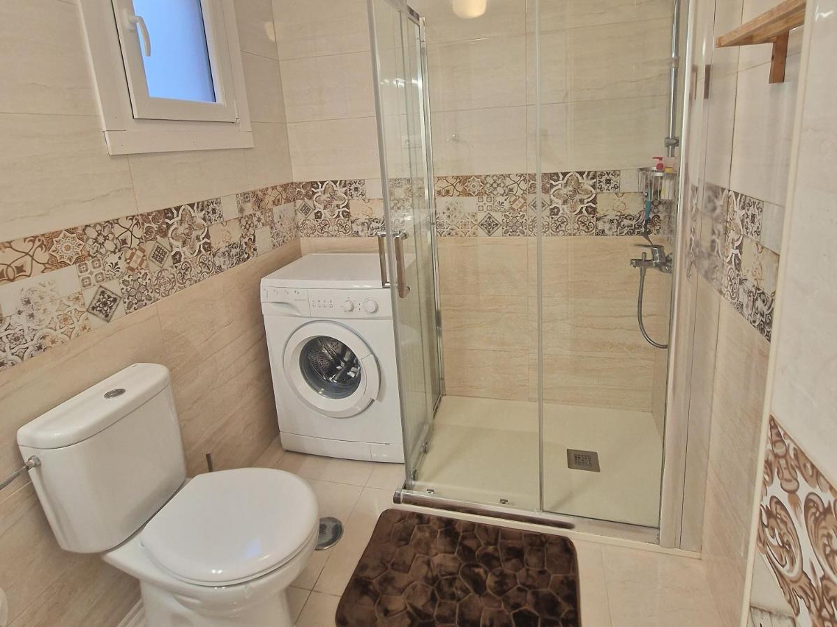 טורבייחה Cozy Apartment With Sea View מראה חיצוני תמונה